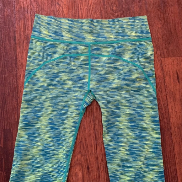 Amazing Sports Leggings Women Size L/XL Green Blue Yoga Running - Picture 6 of 6